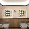 Дизайн кафе в українському стилі. Розписні ніші з "віконцами"